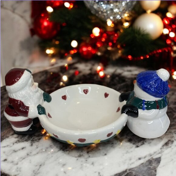 VINTAGE SERVEWARE -- Christmas Chip & Dip/Cheese Ball/Snack Bowl, Santa, Frosty - Picture 1 of 7